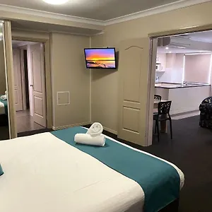 And Aparthotel
